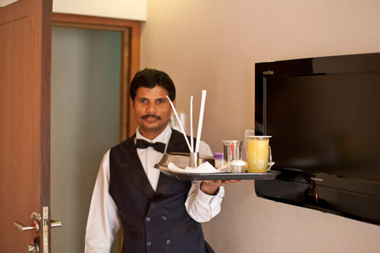 24 hours room service